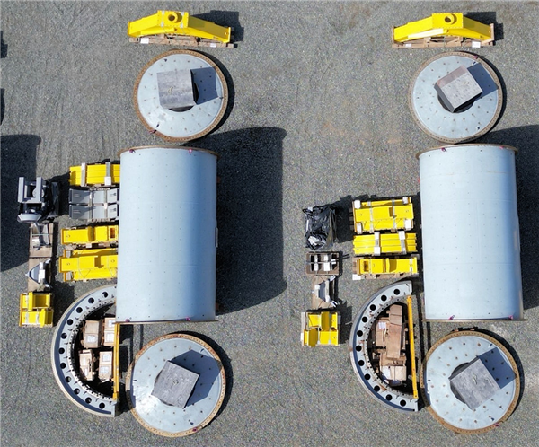 2 Units - UNUSED OUTOTEC 3.2m x 5.6m (10.5' x 18.4') Ball Mills, 1000 HP (750 kW)